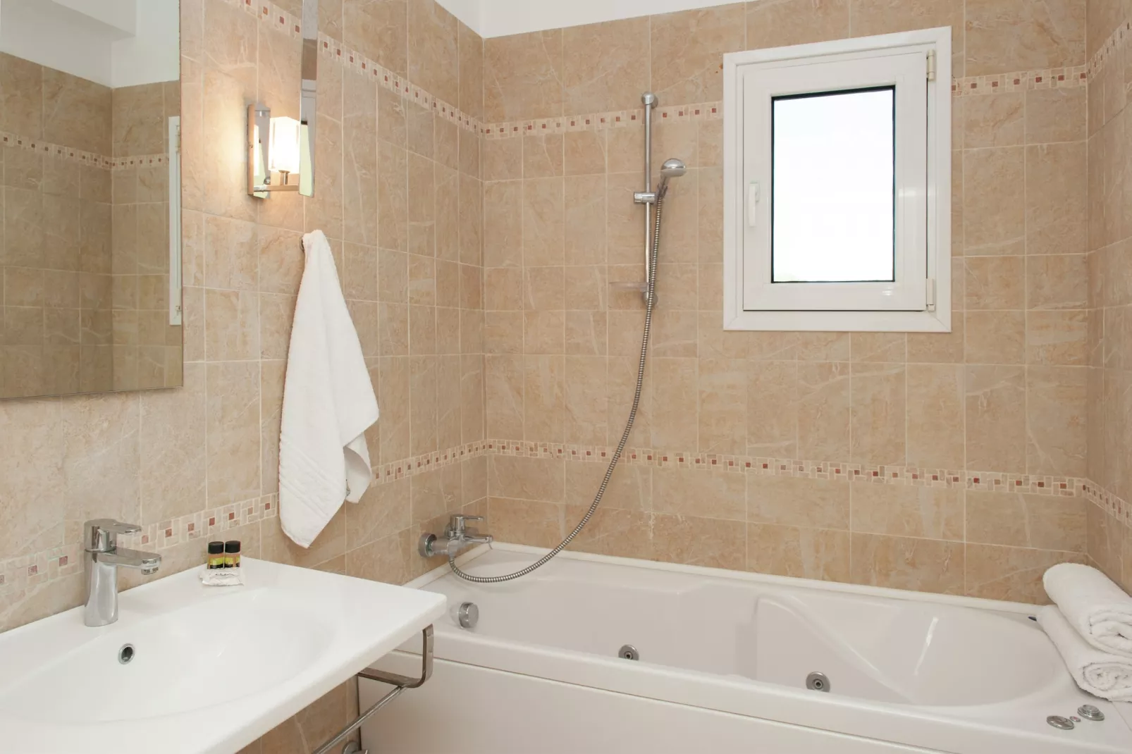 Casa Bianca-Badkamer
