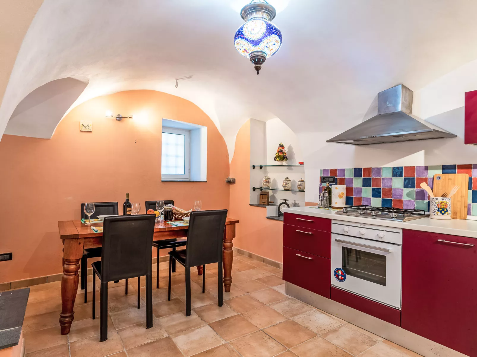 Casa Derna-Binnen