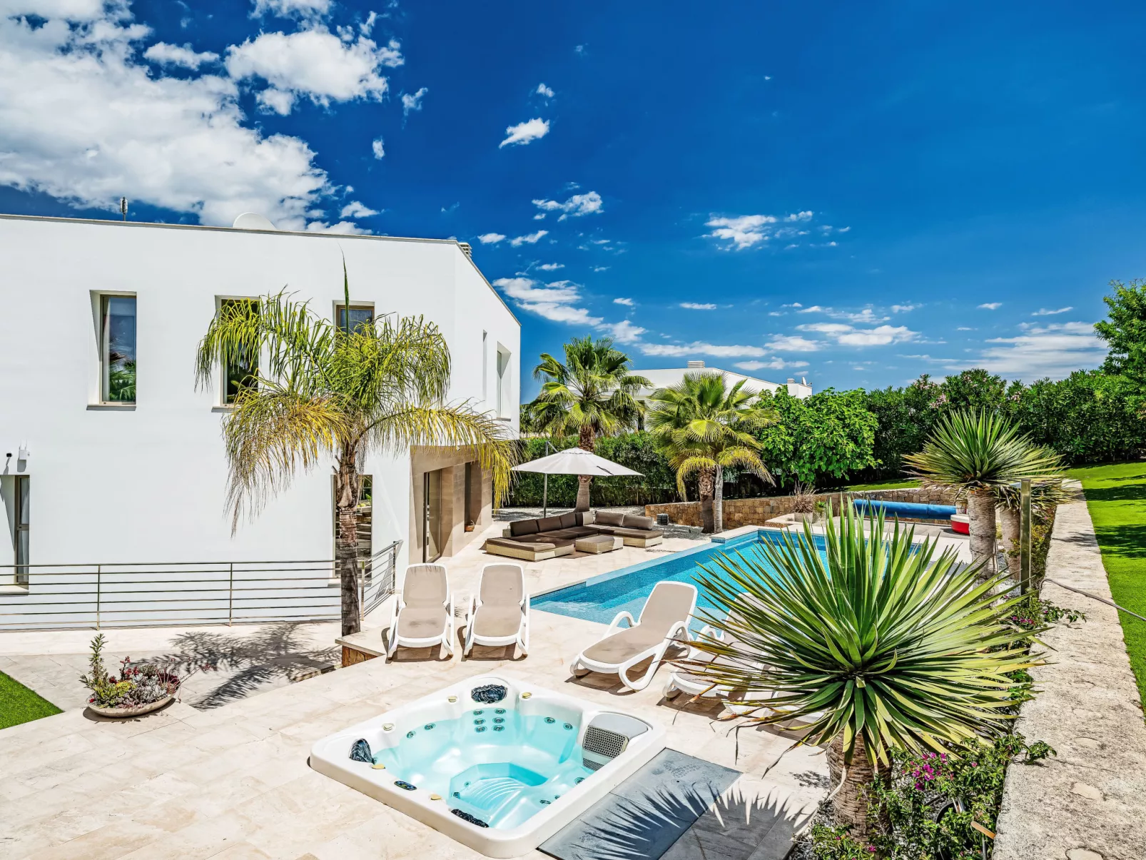 Villa Eos