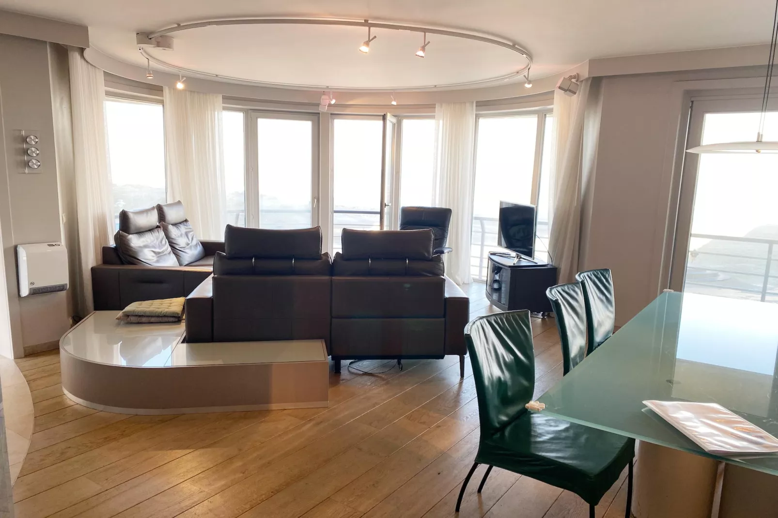 CASINO AB A0203GAR-Woonkamer