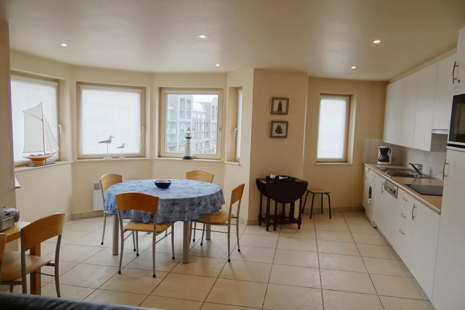 NIEUWPOORT PROMENADE E 0405PK-Eetkamer