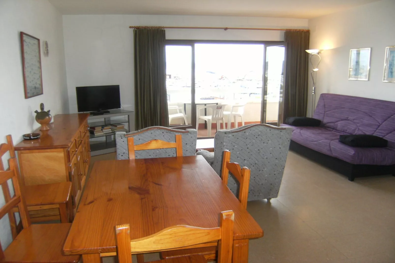 MARINA 2-A-Eetkamer