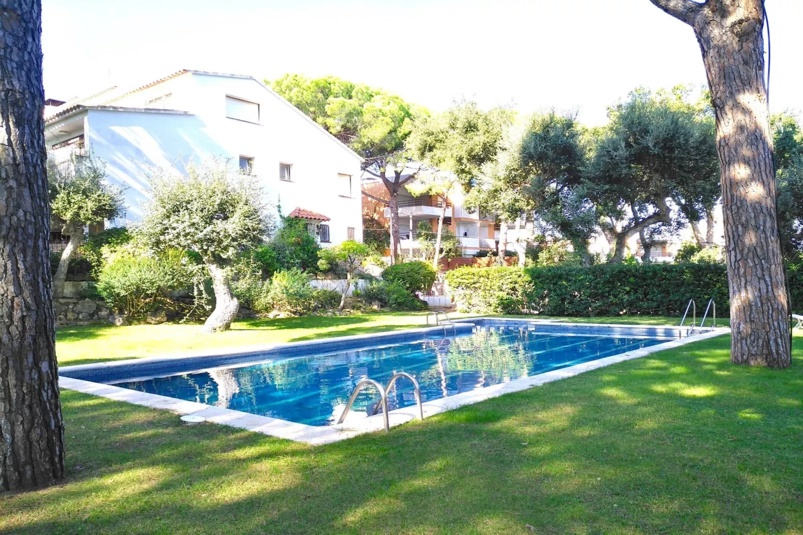 poolofhouse