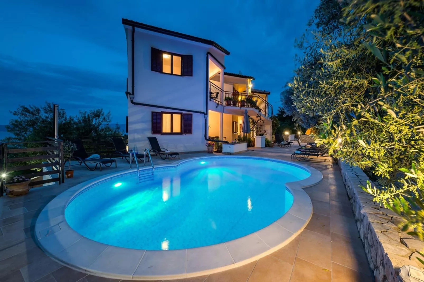 poolofhouse
