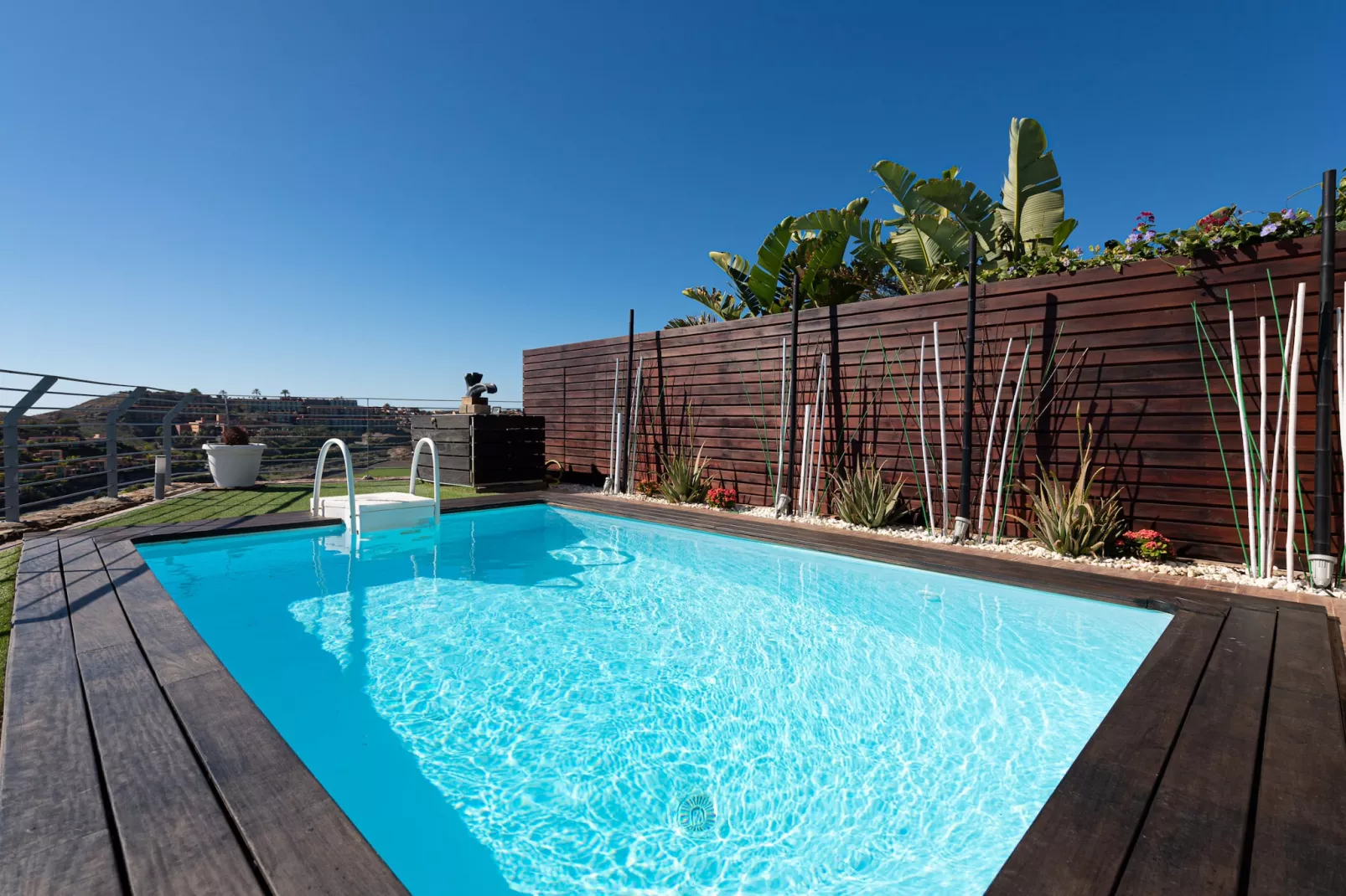 poolofhouse