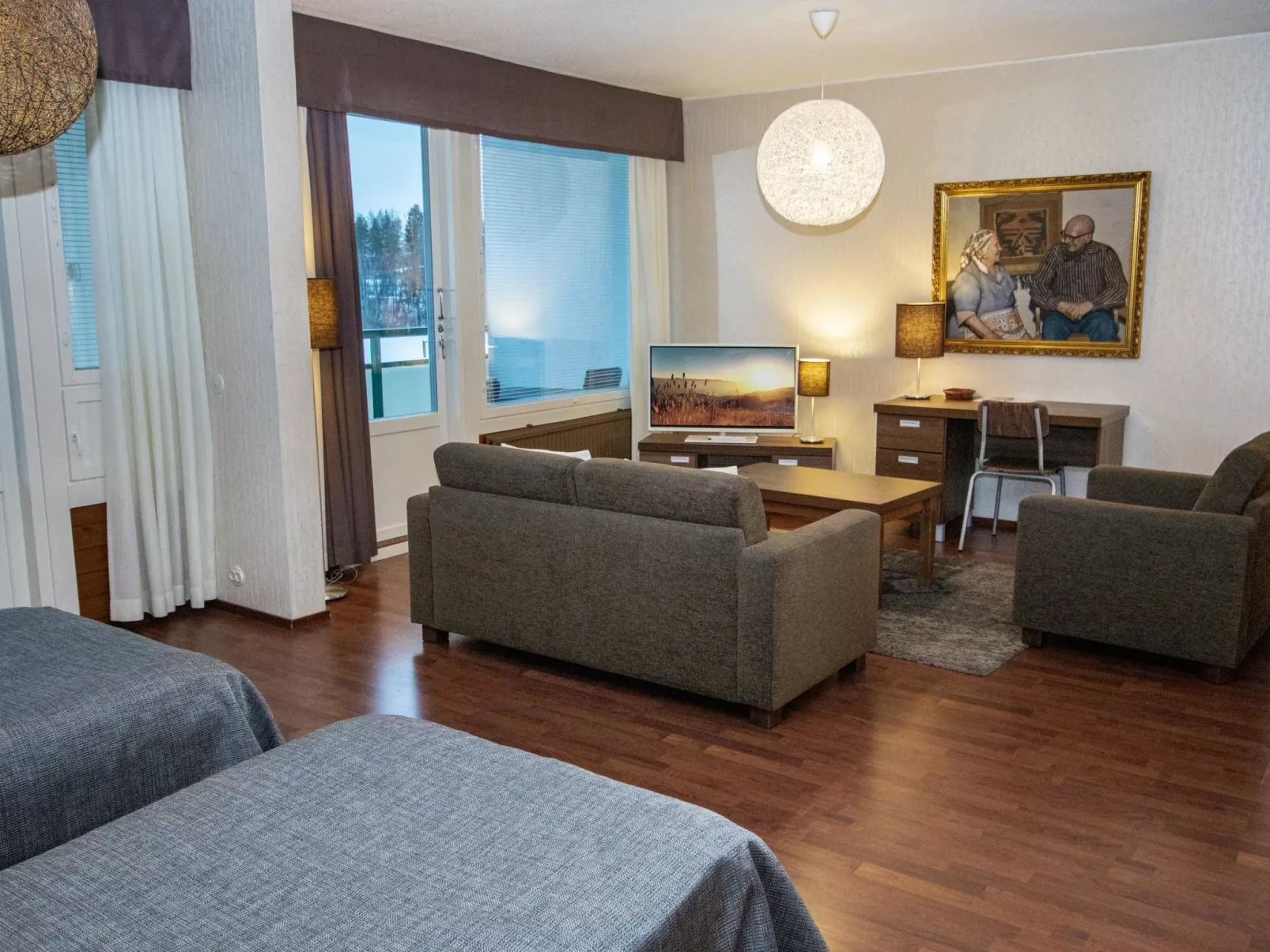 Kylpylä-hotelli, kekkosen sviitti, room
