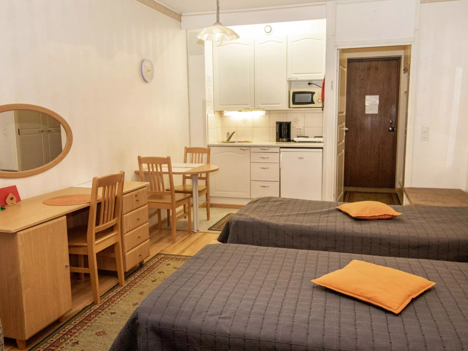 Kylpylä-hotelli, room 145