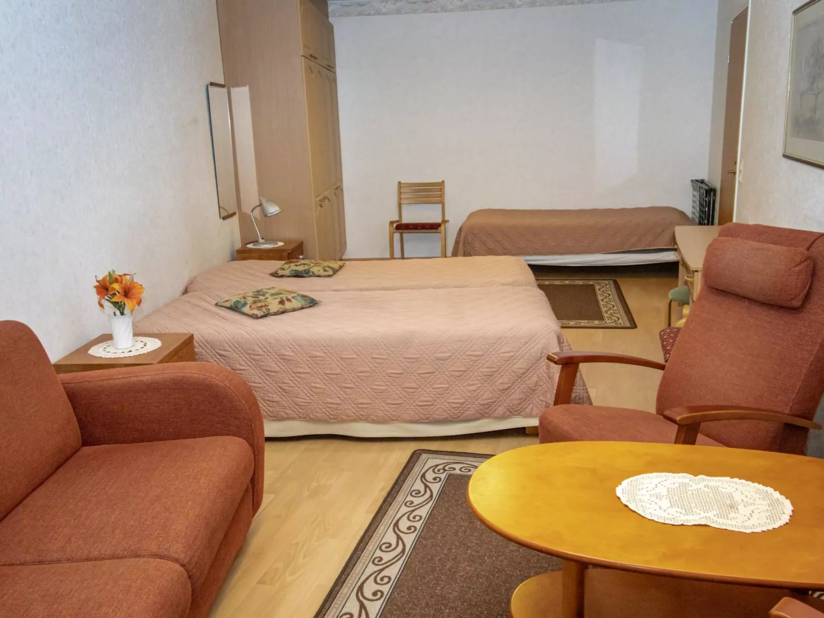 Kylpylä-hotelli, room 242