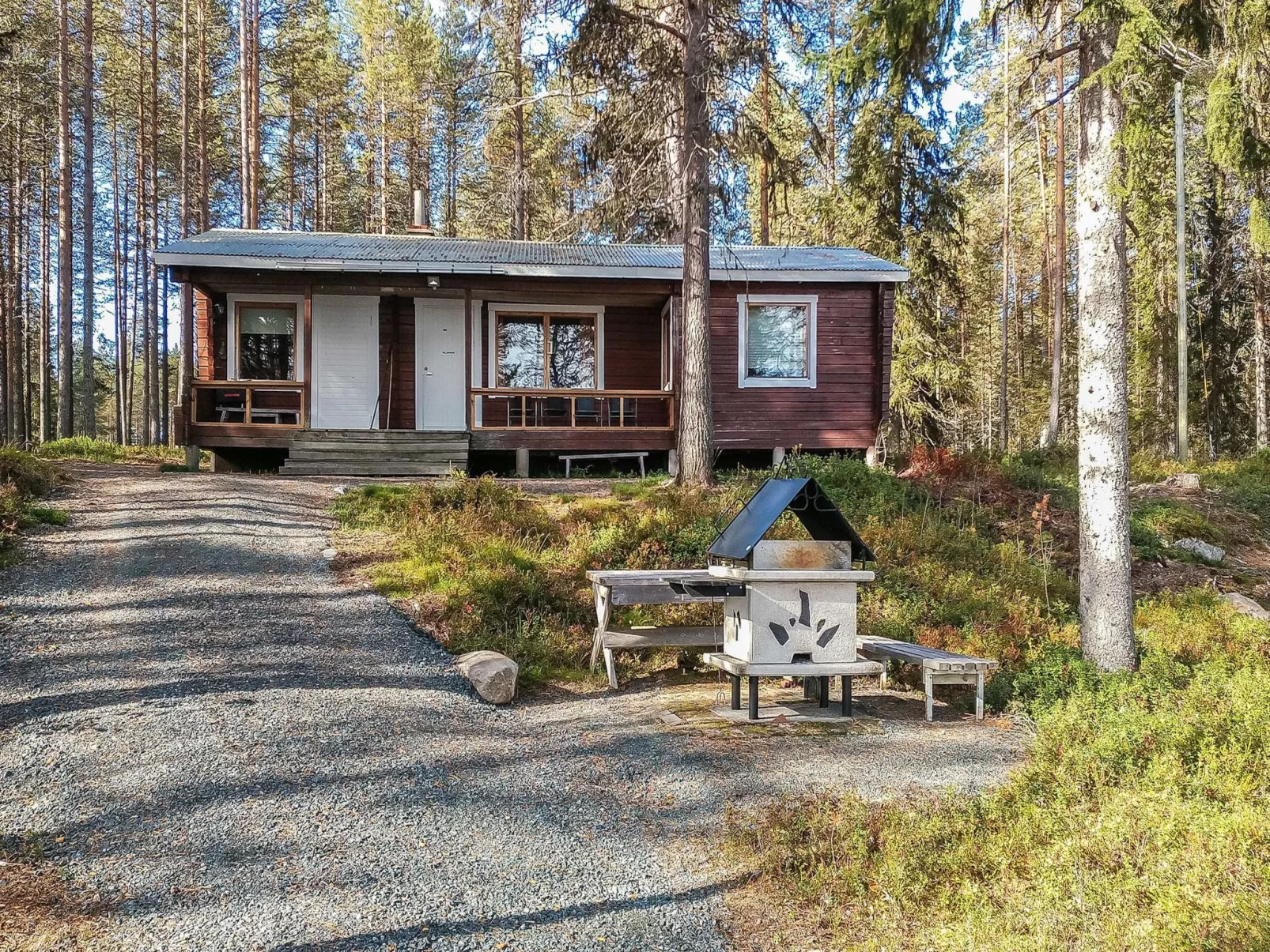 Ylikitkajärvi, kesäkumpu