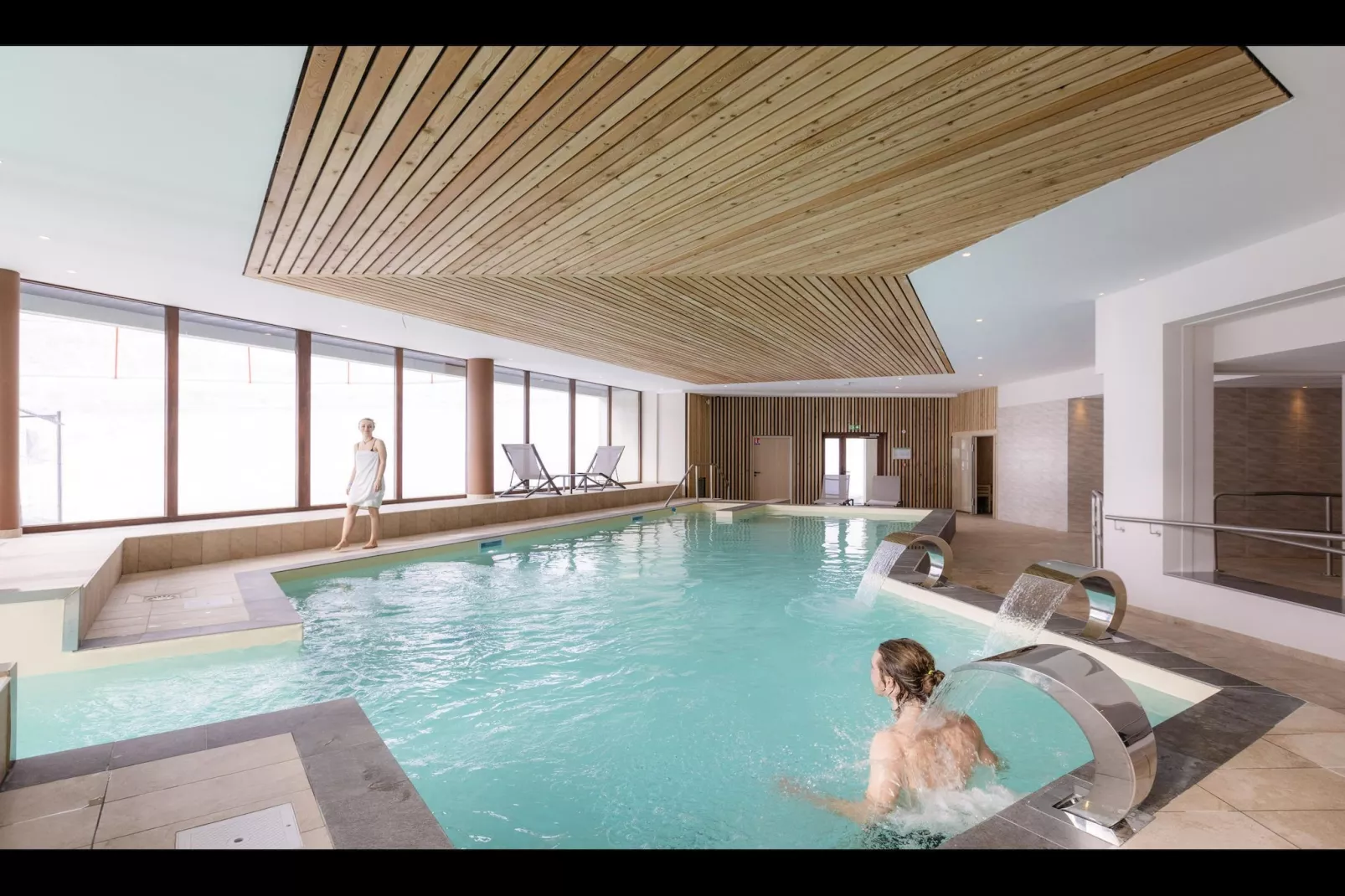 poolofhouse