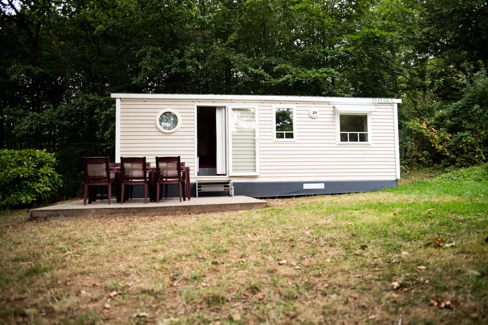 Verblijfpark Ardinam 3-Buitenkant zomer