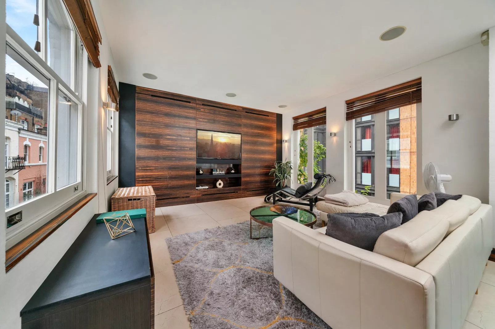Kensington Residence