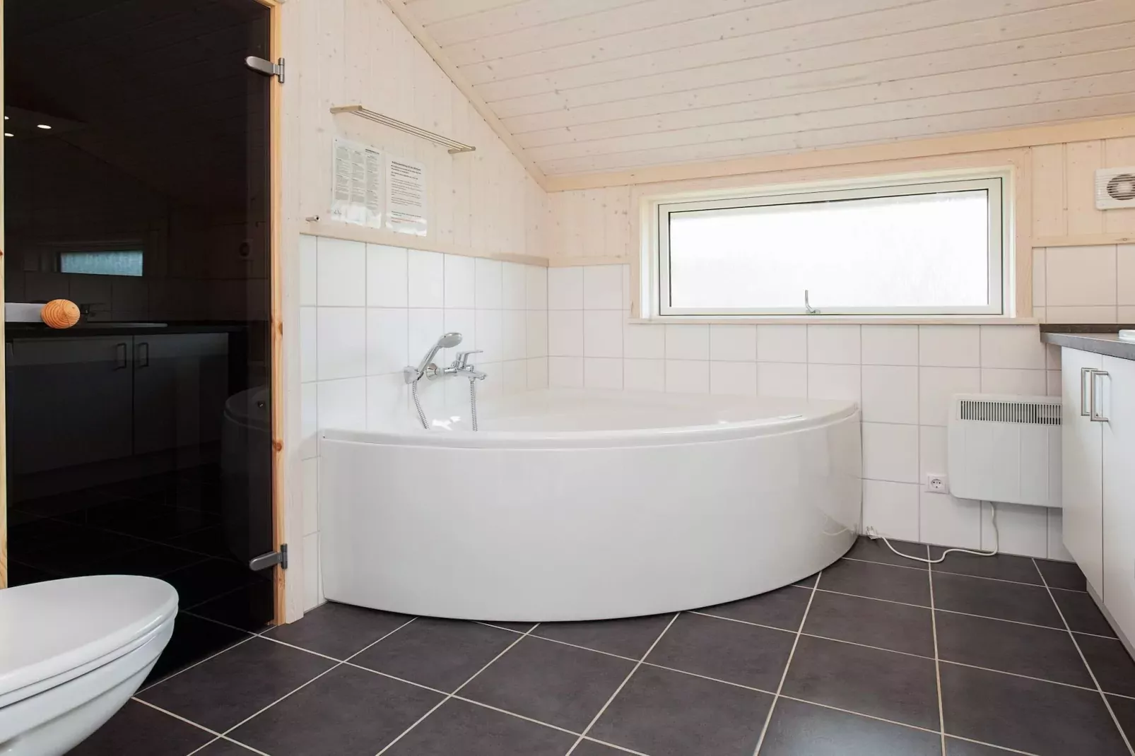 TYP B-Spa