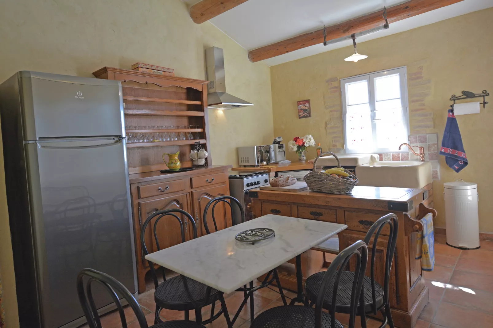 Le Mas Enchanteur-Keuken