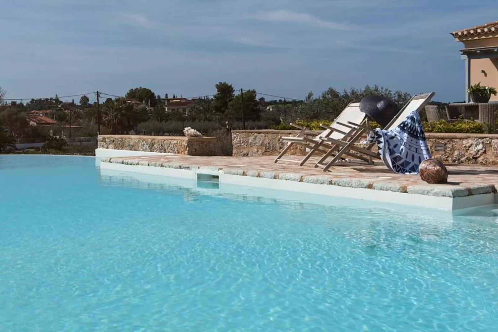 Elegant Villa Apolonas-Zwembad
