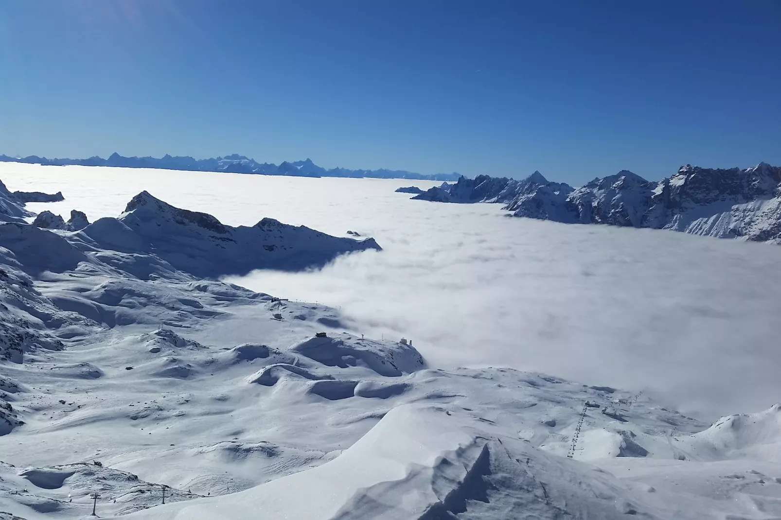 Residenza Cervinia Bilo Piano Cinque-Gebied winter 5km