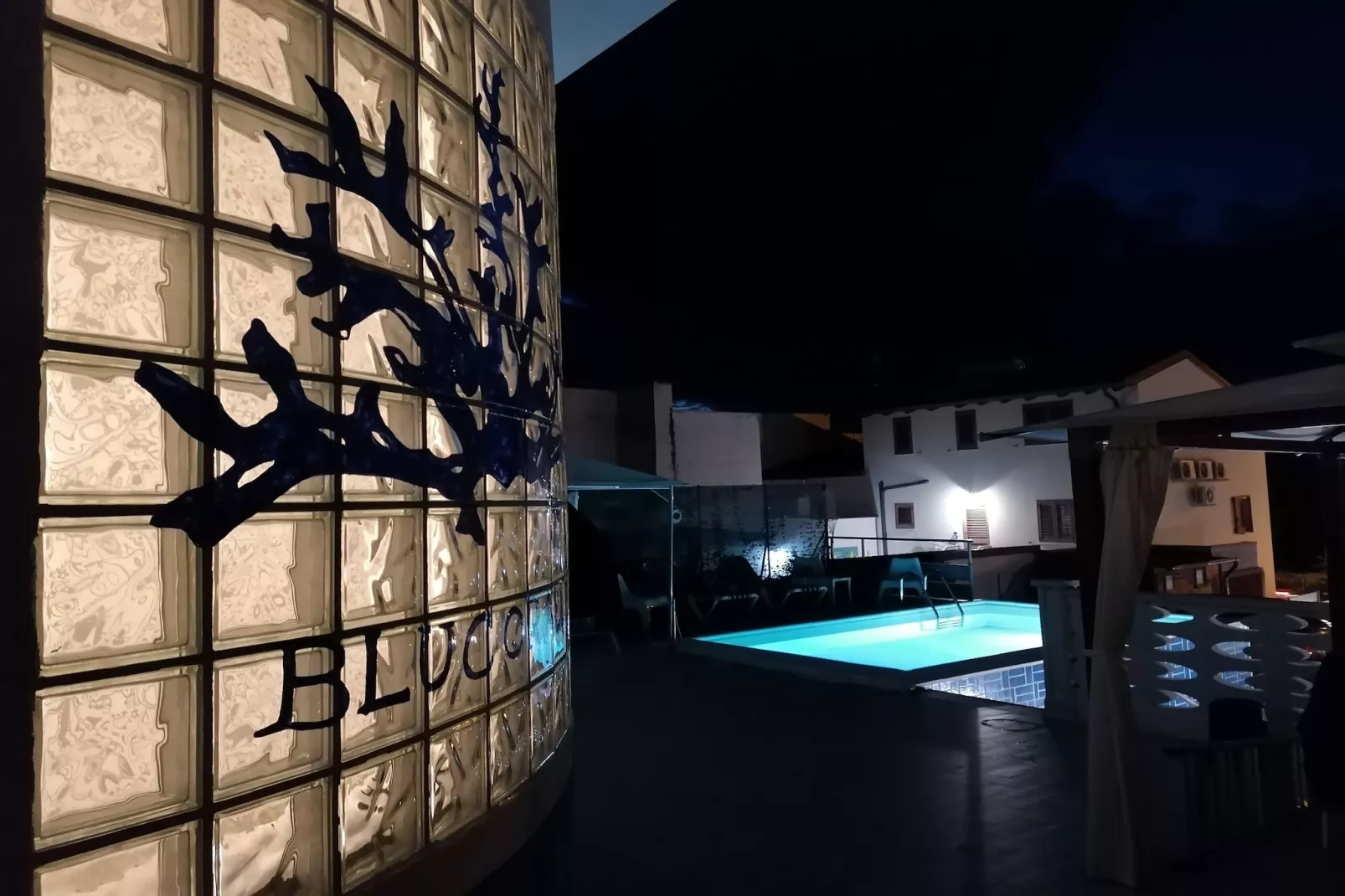 Blu Corallo Spiaggia-Zwembad