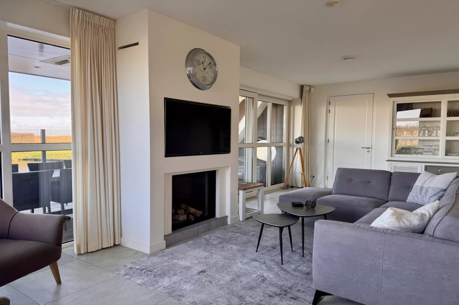 Friese Meren Villa's 12-Woonkamer