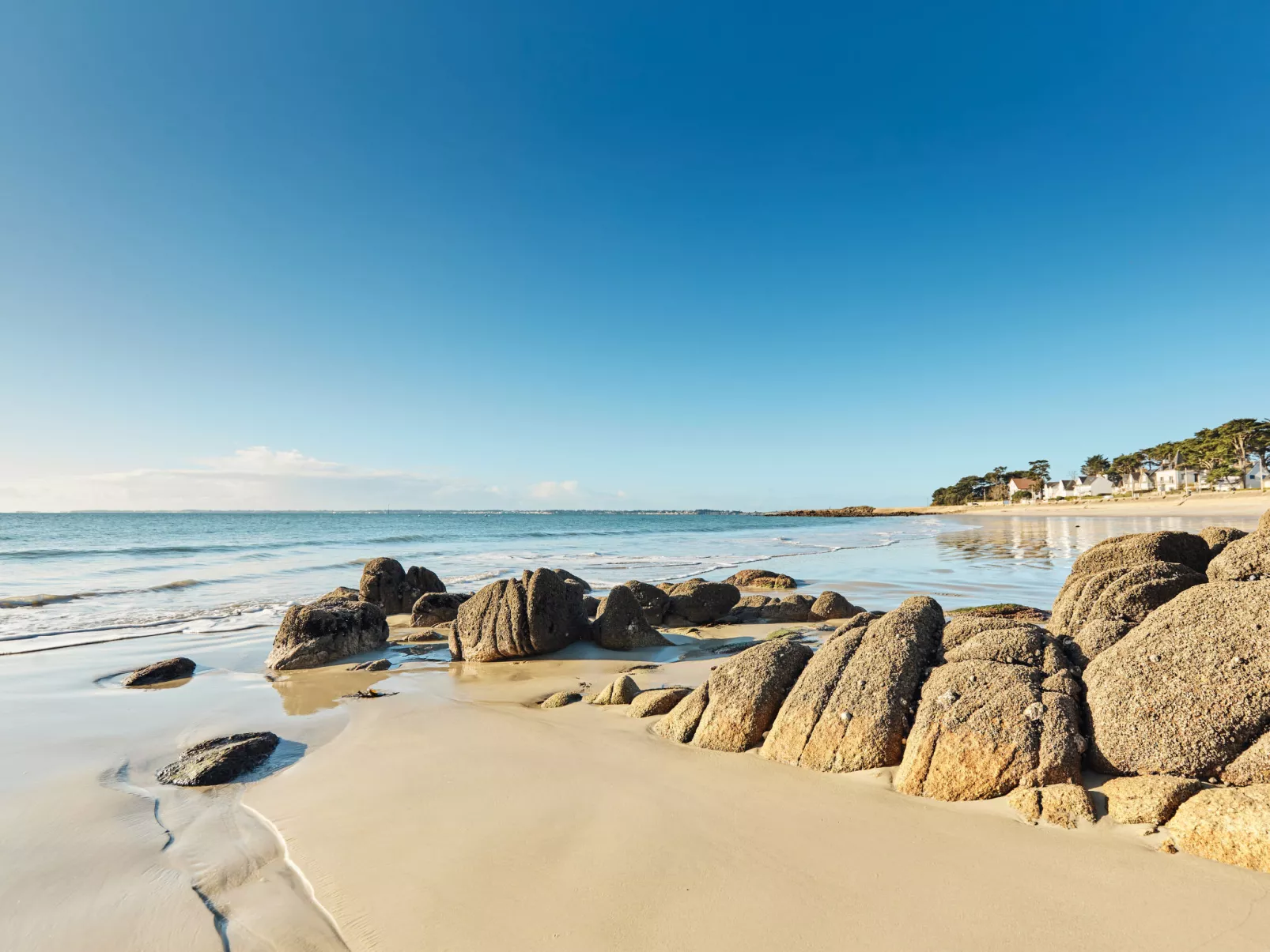 Les Pins-Omgeving