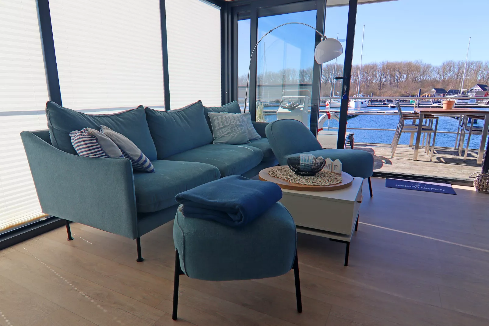 Hausboot Family & Friends LP 4 / 1-2 Personen-Woonkamer