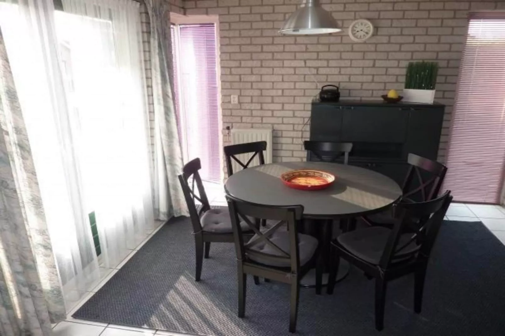 Schoneveld 369 Strandparel Breskens-Eetkamer