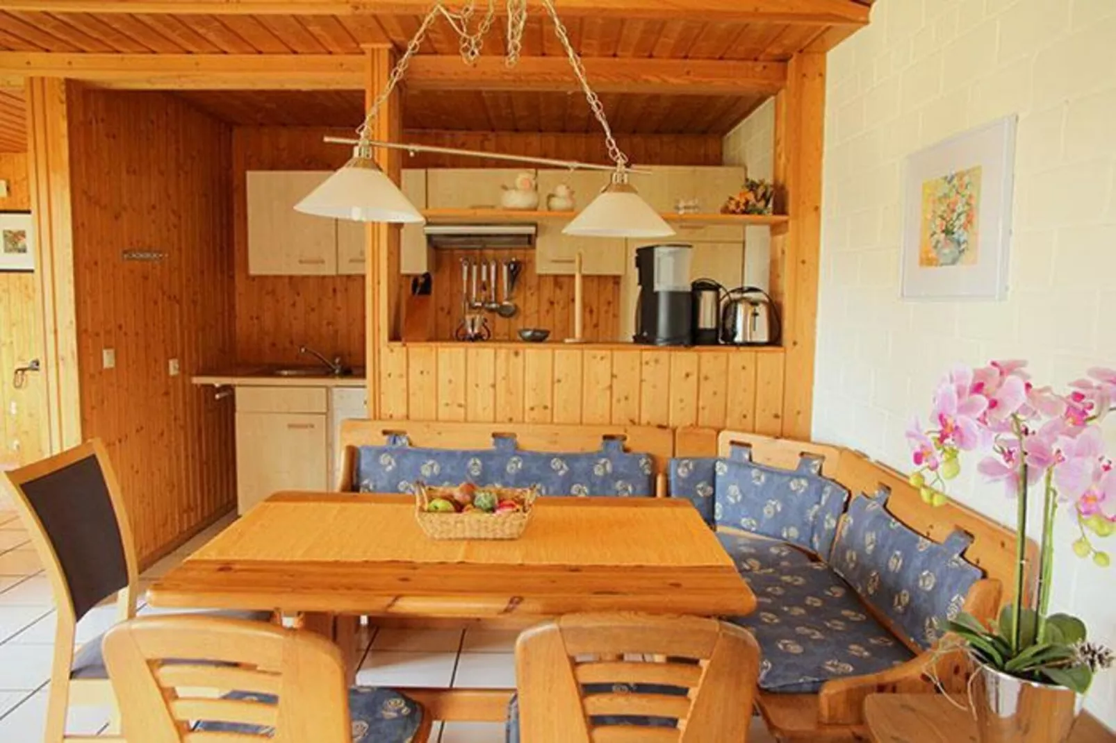 Reiher 25-Eetkamer