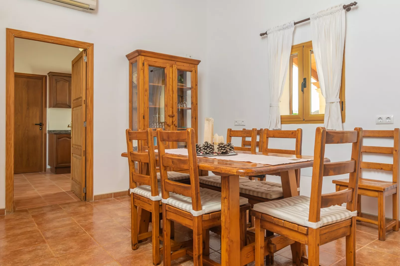 Can Grau Petit-Eetkamer