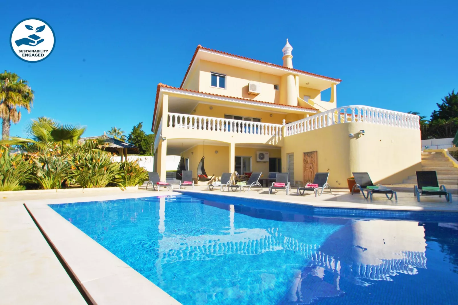 poolofhouse