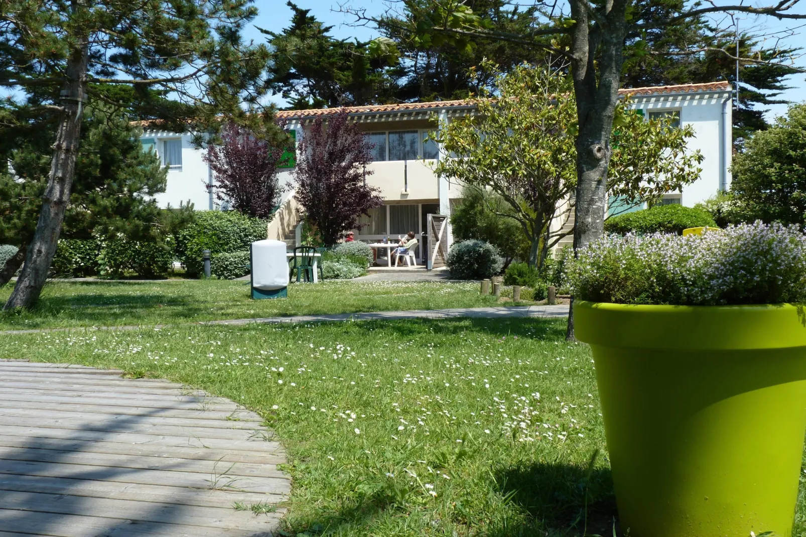 exteriorsummer