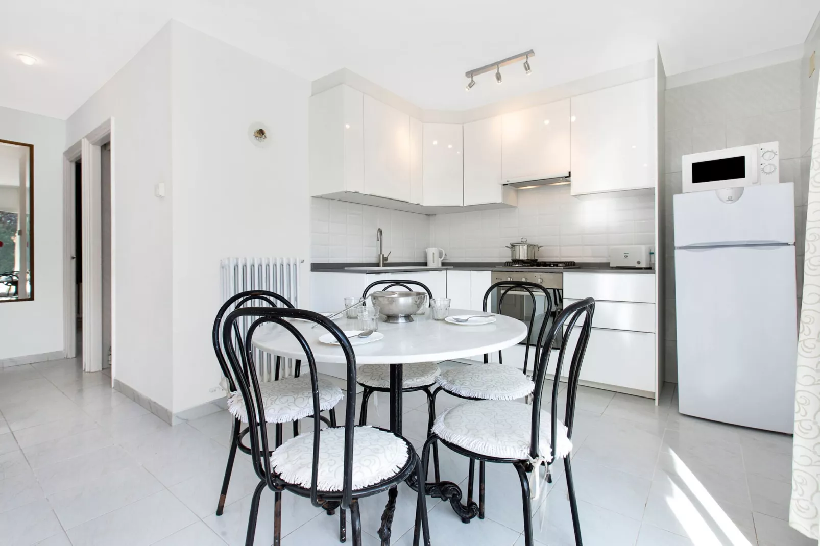 Ancora 14 B-1-Eetkamer