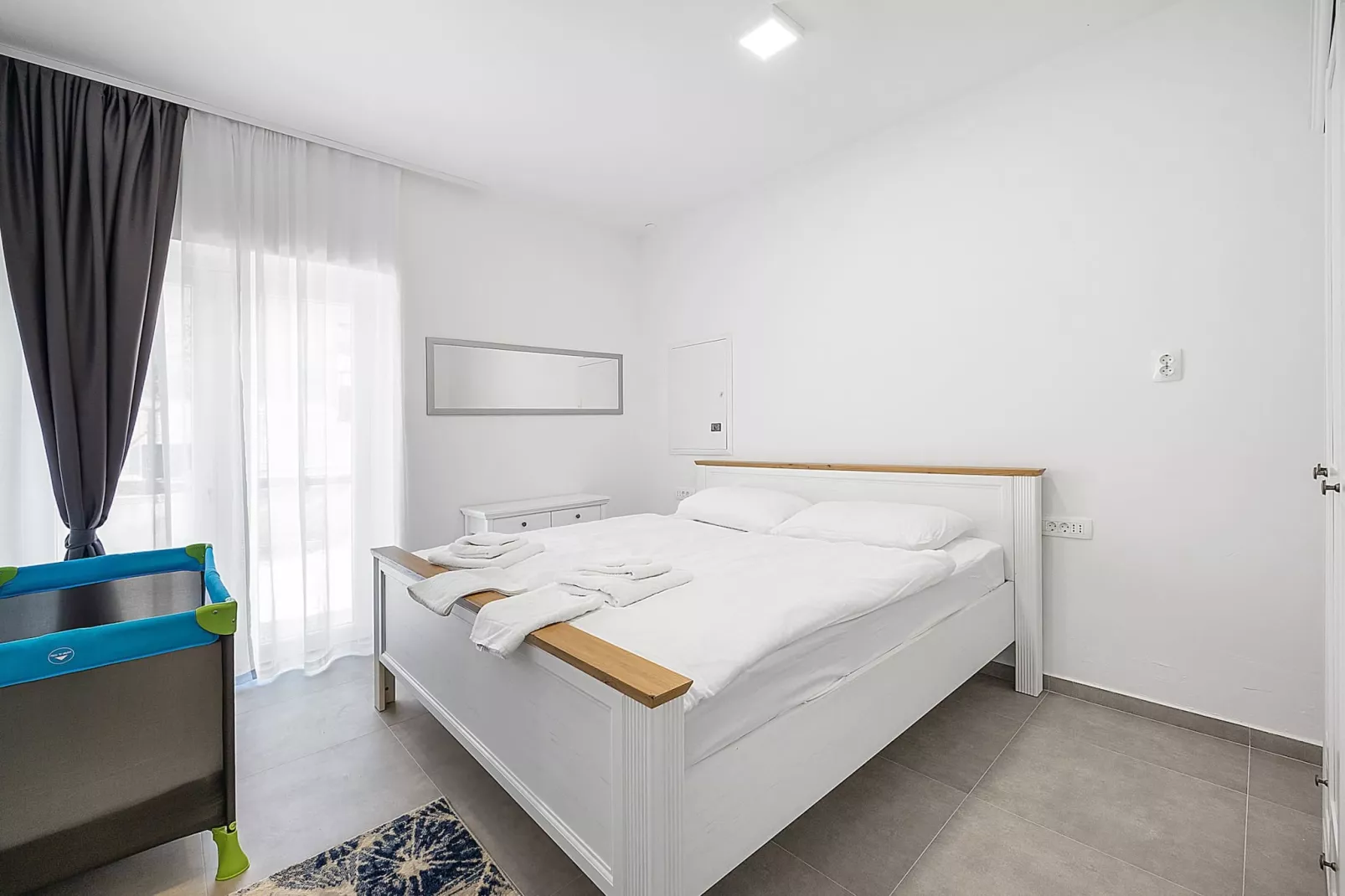 Max - Garden view, One Bedroom Apt. With Terrace