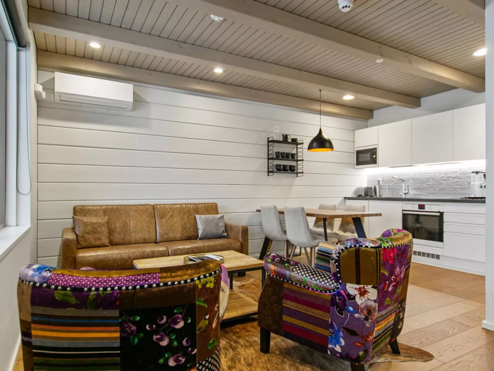 Naava chalet 102