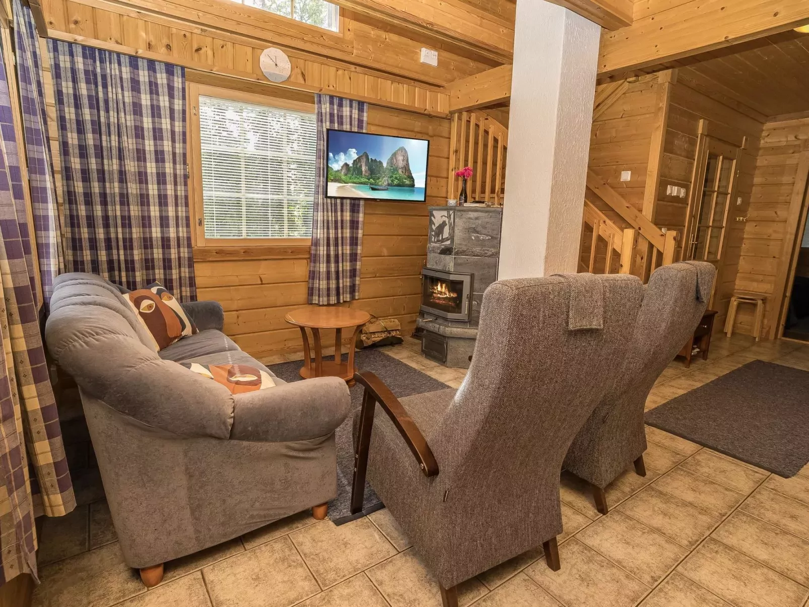 Kinostupa 2a (18)-Binnen