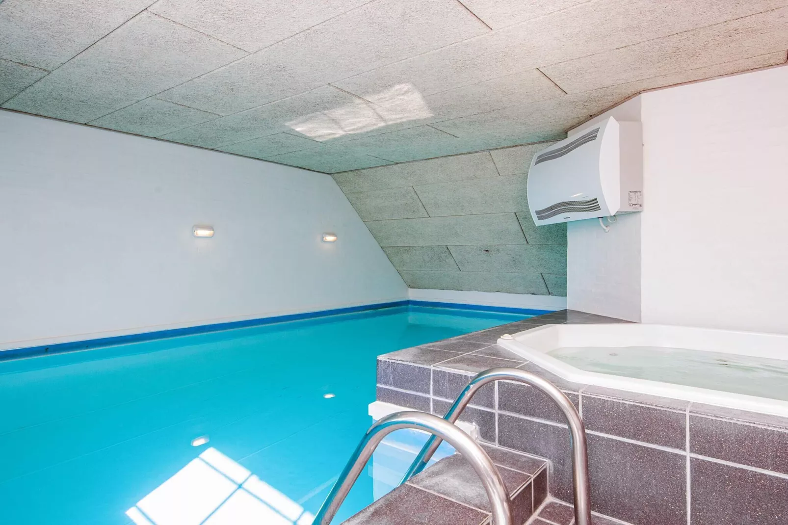 10 persoons vakantie huis in Blåvand-Zwembad