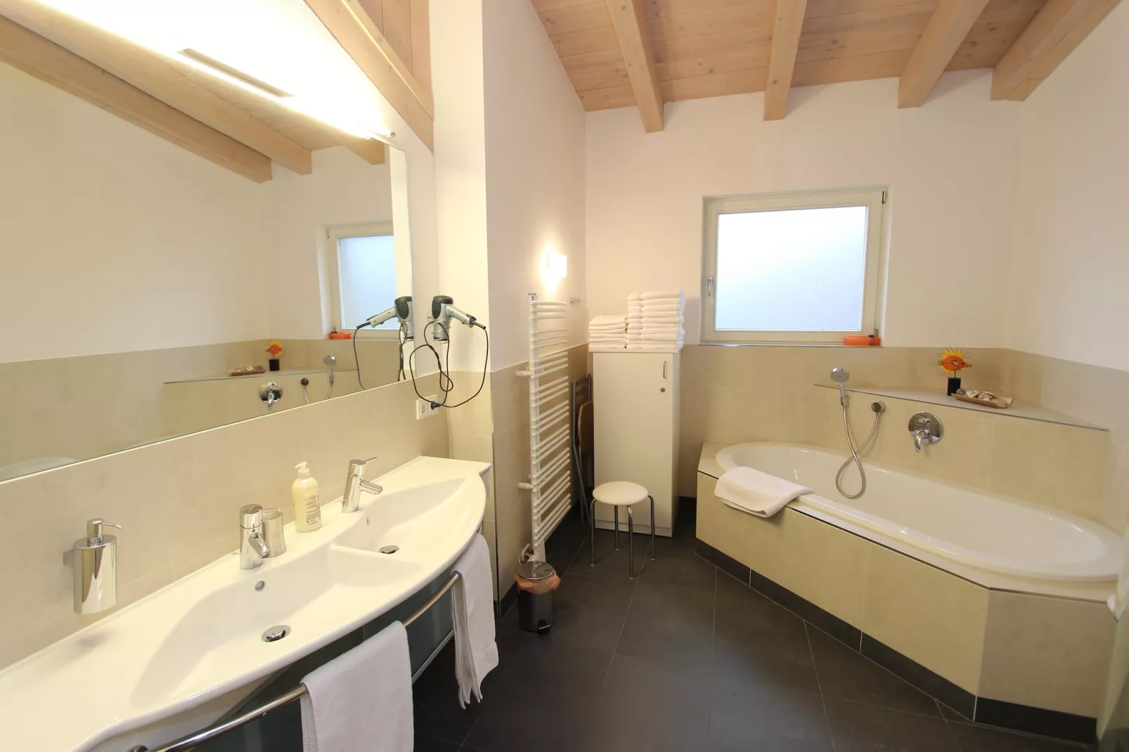 Penthouse an der Piste-Badkamer