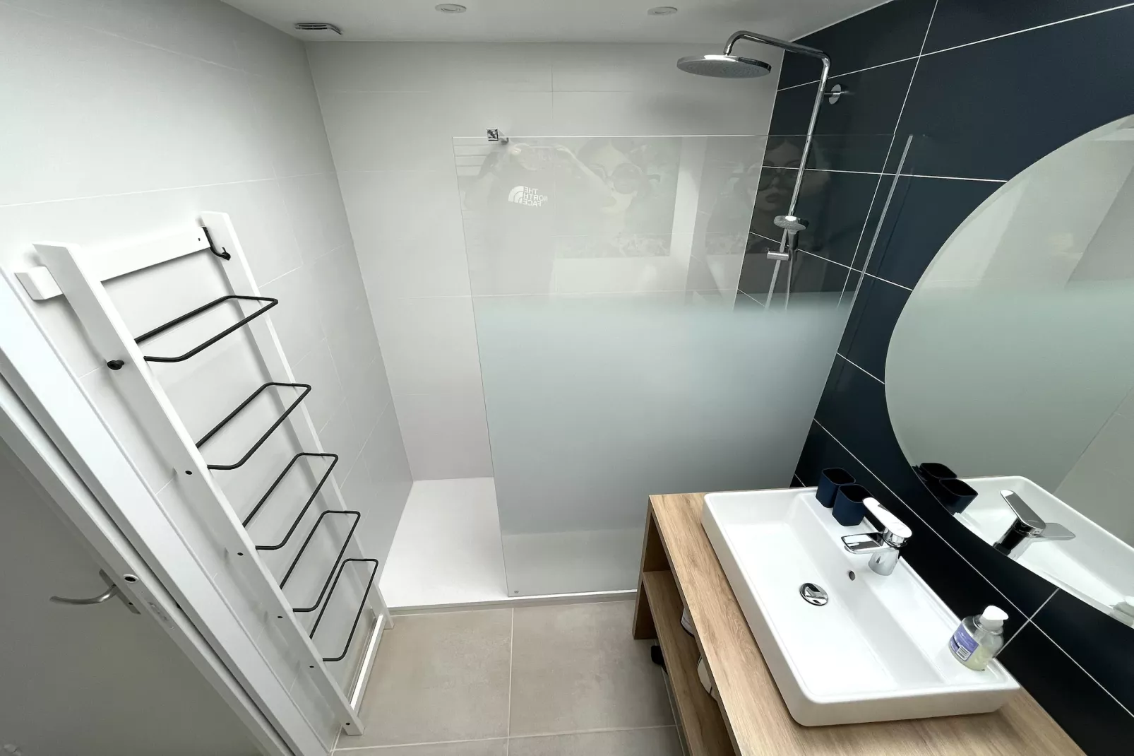 Holiday home Perros-Guirec-Badkamer
