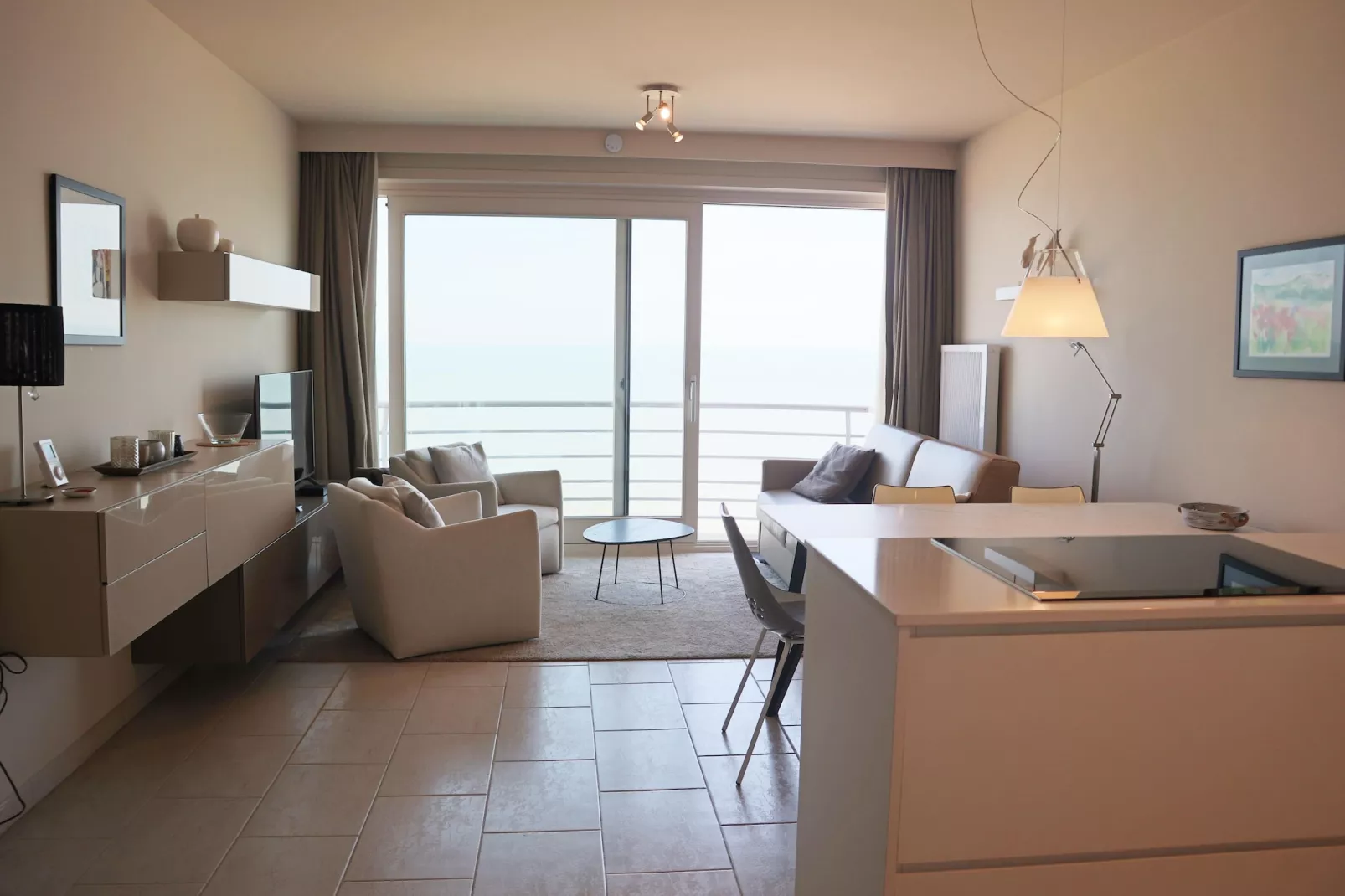 SEASIGHT A / 1103-Eetkamer