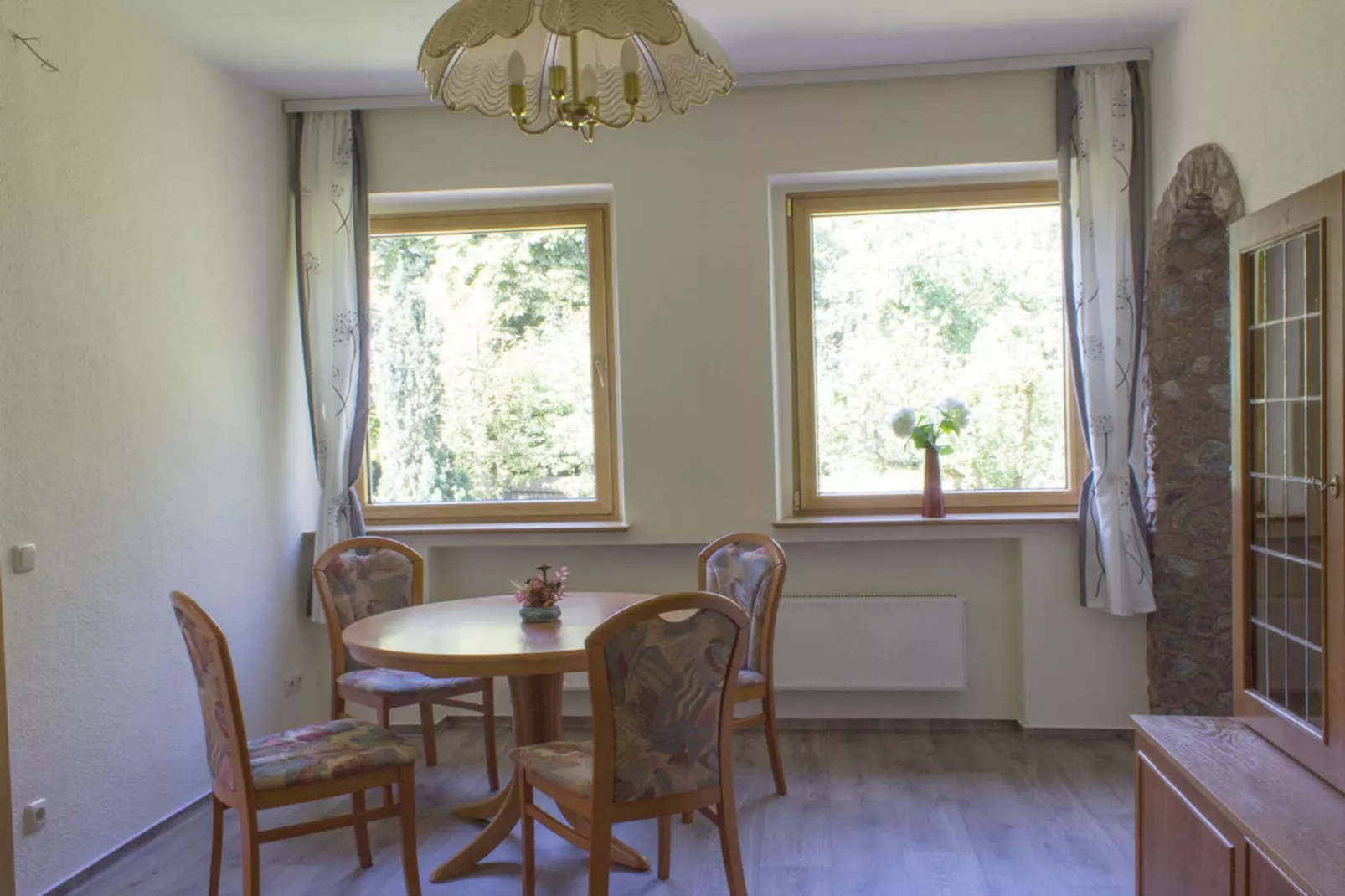 76259-Eetkamer