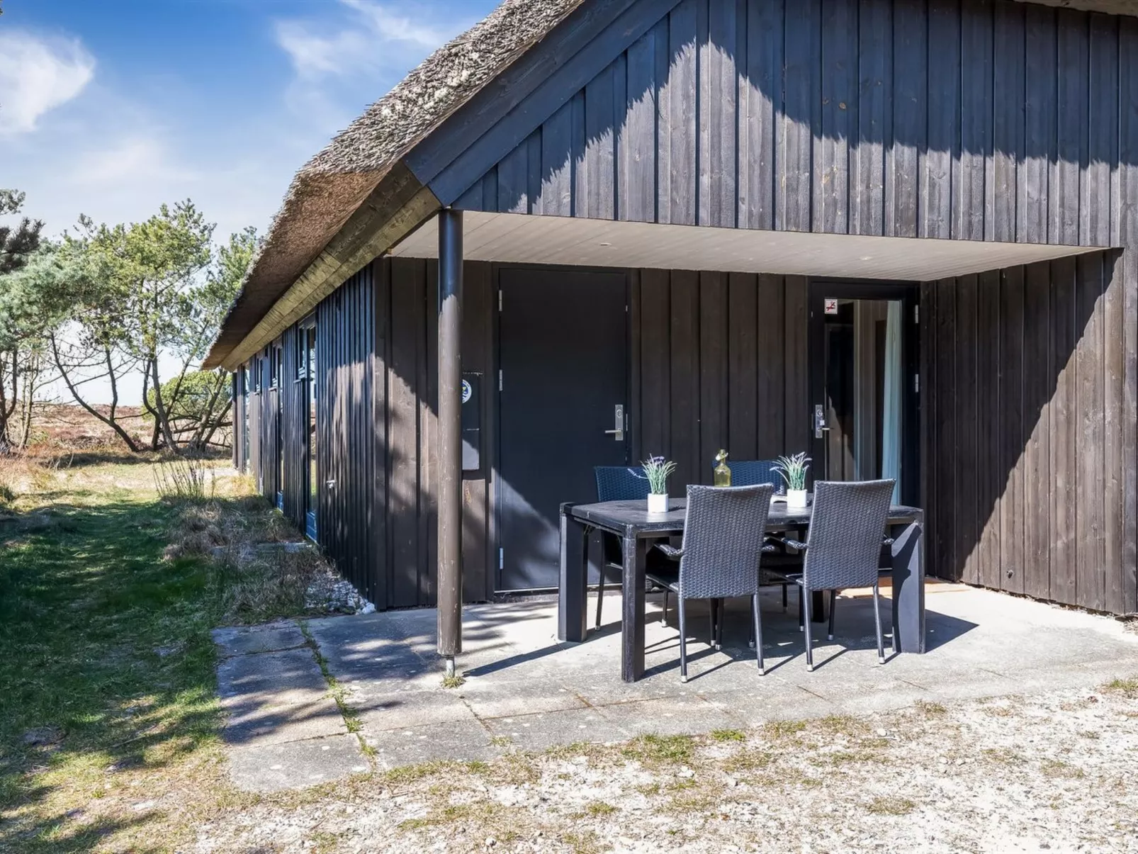 "Erika" - 900m from the sea-Buiten
