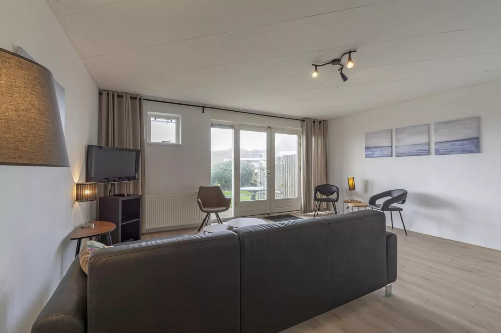 Strandslag 95-Image-tags.