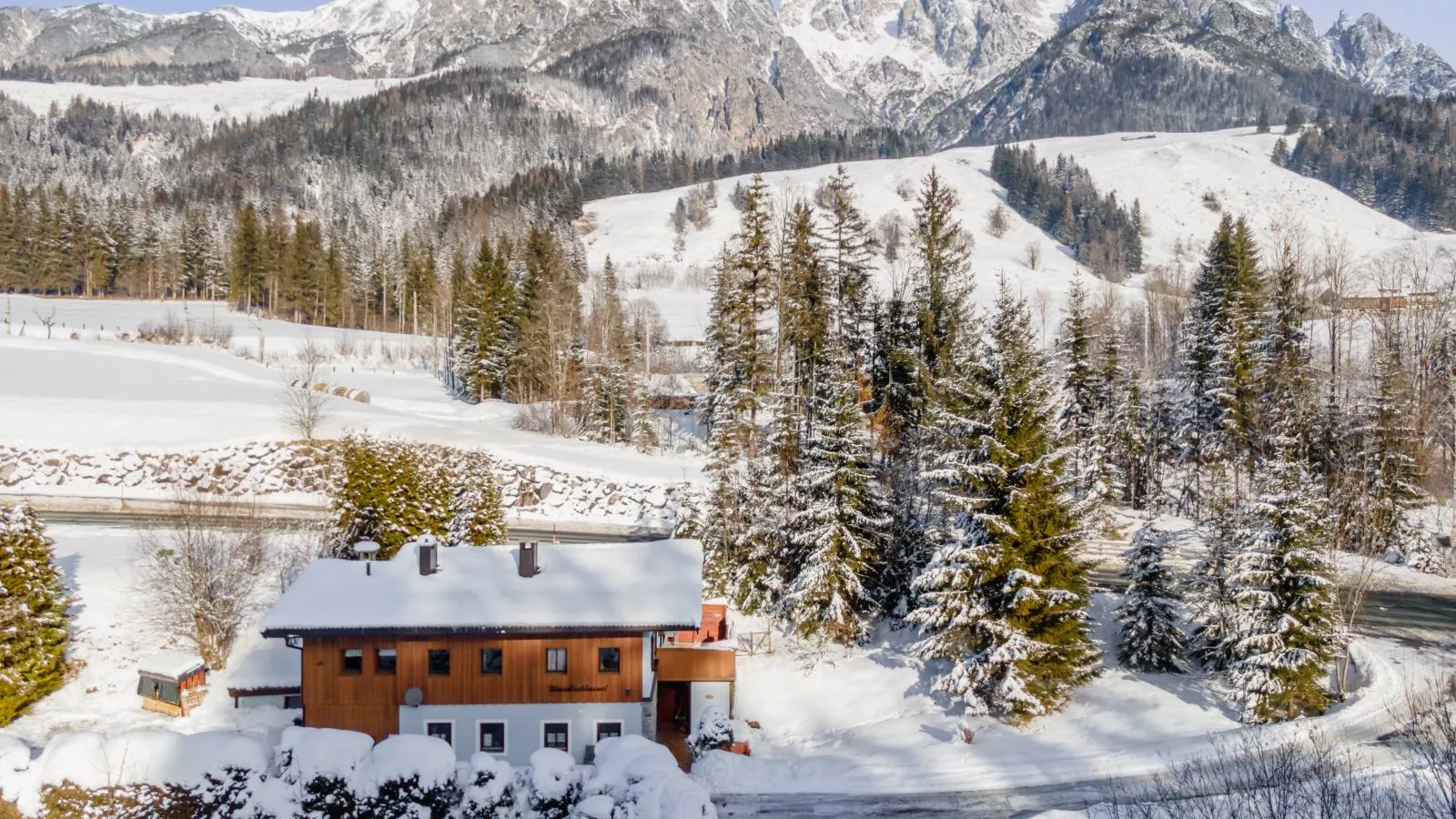 Haus Weissbach-Exterieur winter