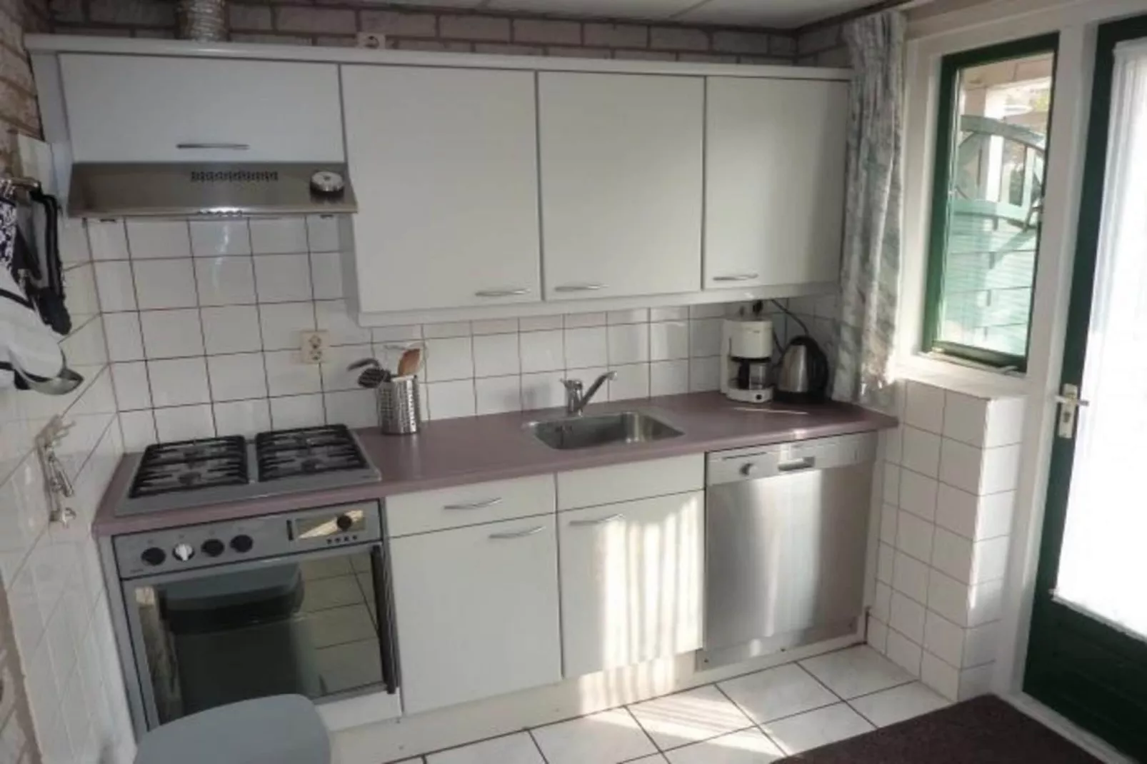 Schoneveld 369 Strandparel Breskens-Keuken