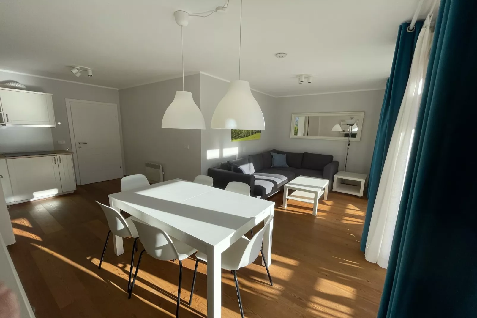 Alpenrose Boutique Top 06-Woonkamer