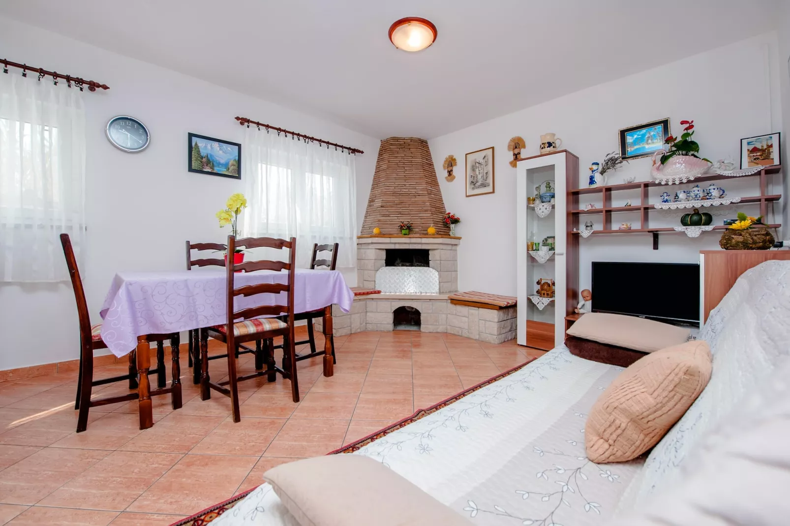 Holiday Home Dubravka-Woonkamer