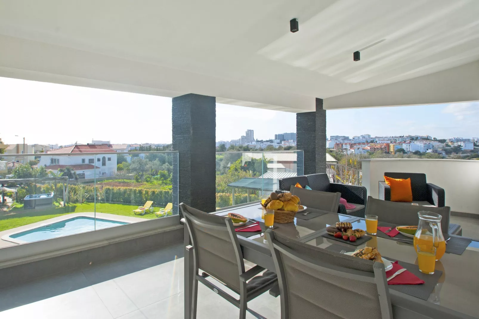 Villa Hollywood-Terrasbalkon
