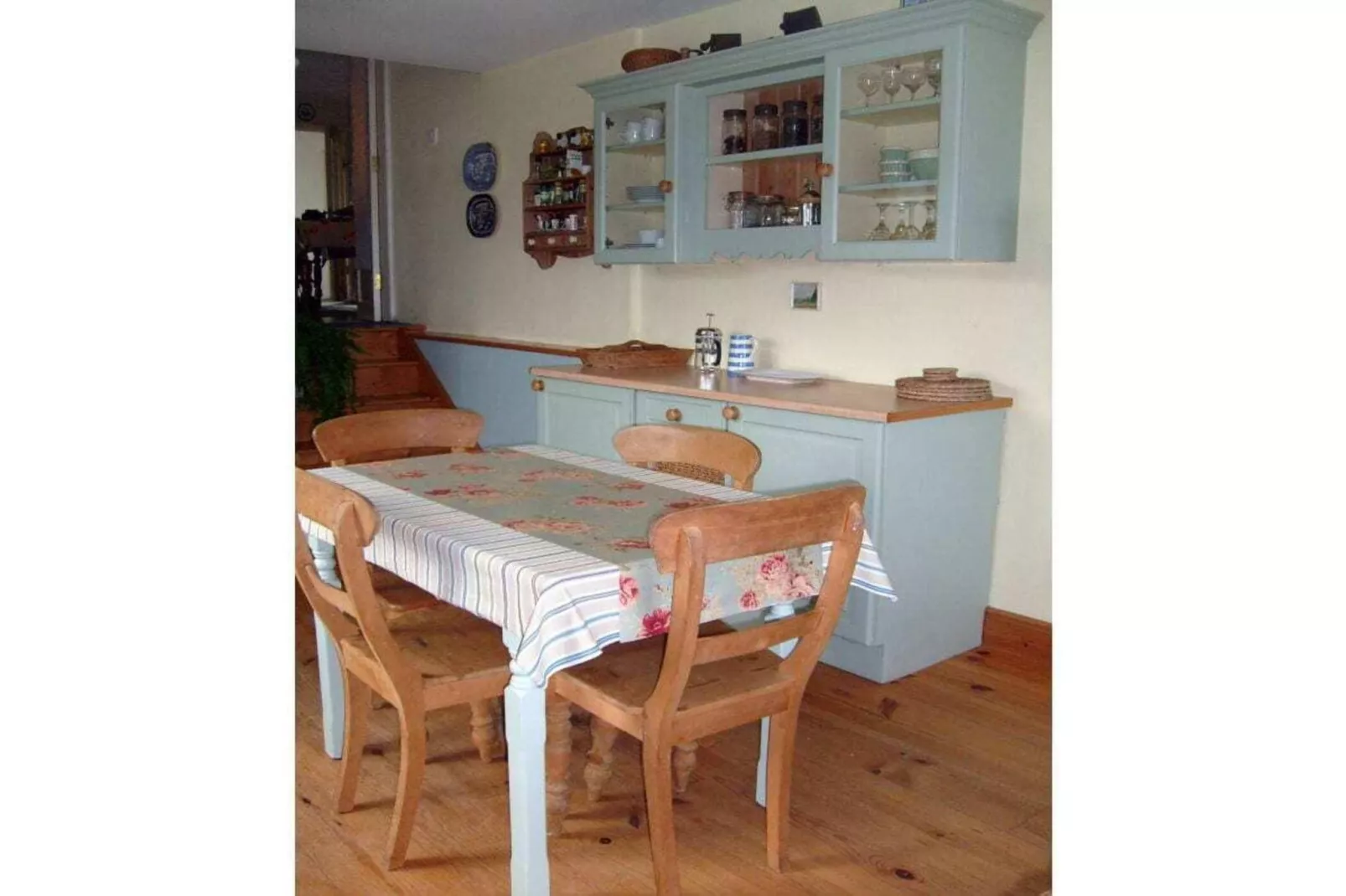 242833-Eetkamer