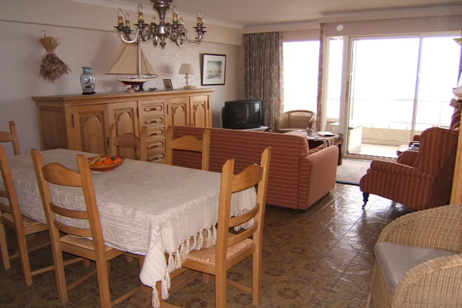 GOLD BEA 1L/ 0111-Woonkamer