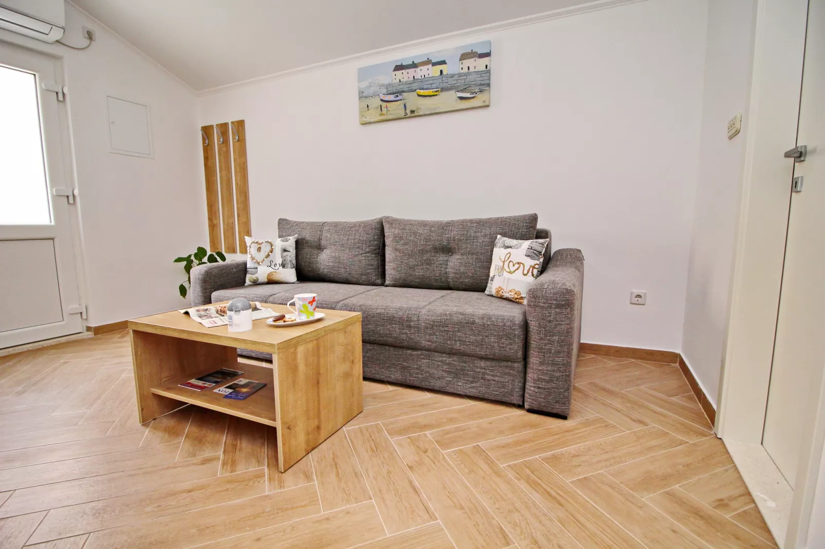 Apartments Memunić - Standard One Bedroom Apartment with Partial Sea View (NOVI)-Woonkamer