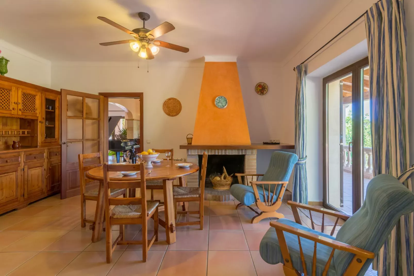 Palleta S'Horta, Finca 5StarsHome Mallorca-Eetkamer