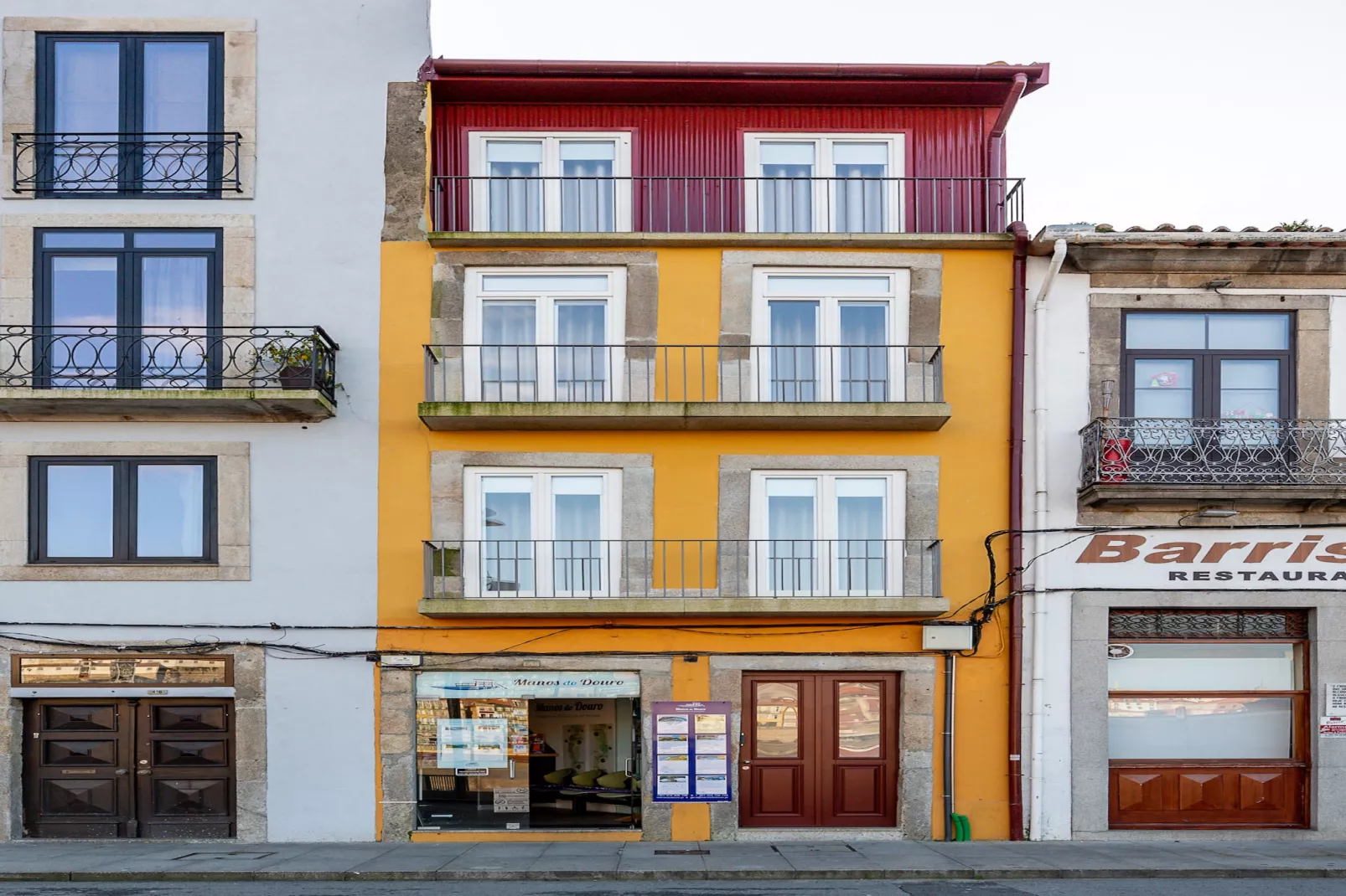 YOUROPO - Ribeira Gaia 3-Buitenkant zomer
